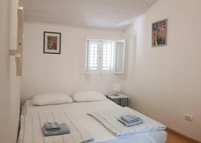 Tiny Room